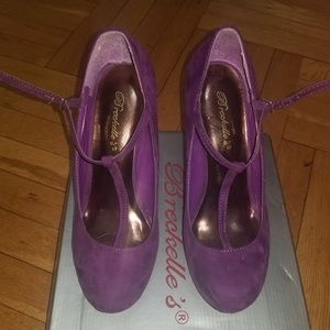 2/$13 BRECKELLES WEDGES